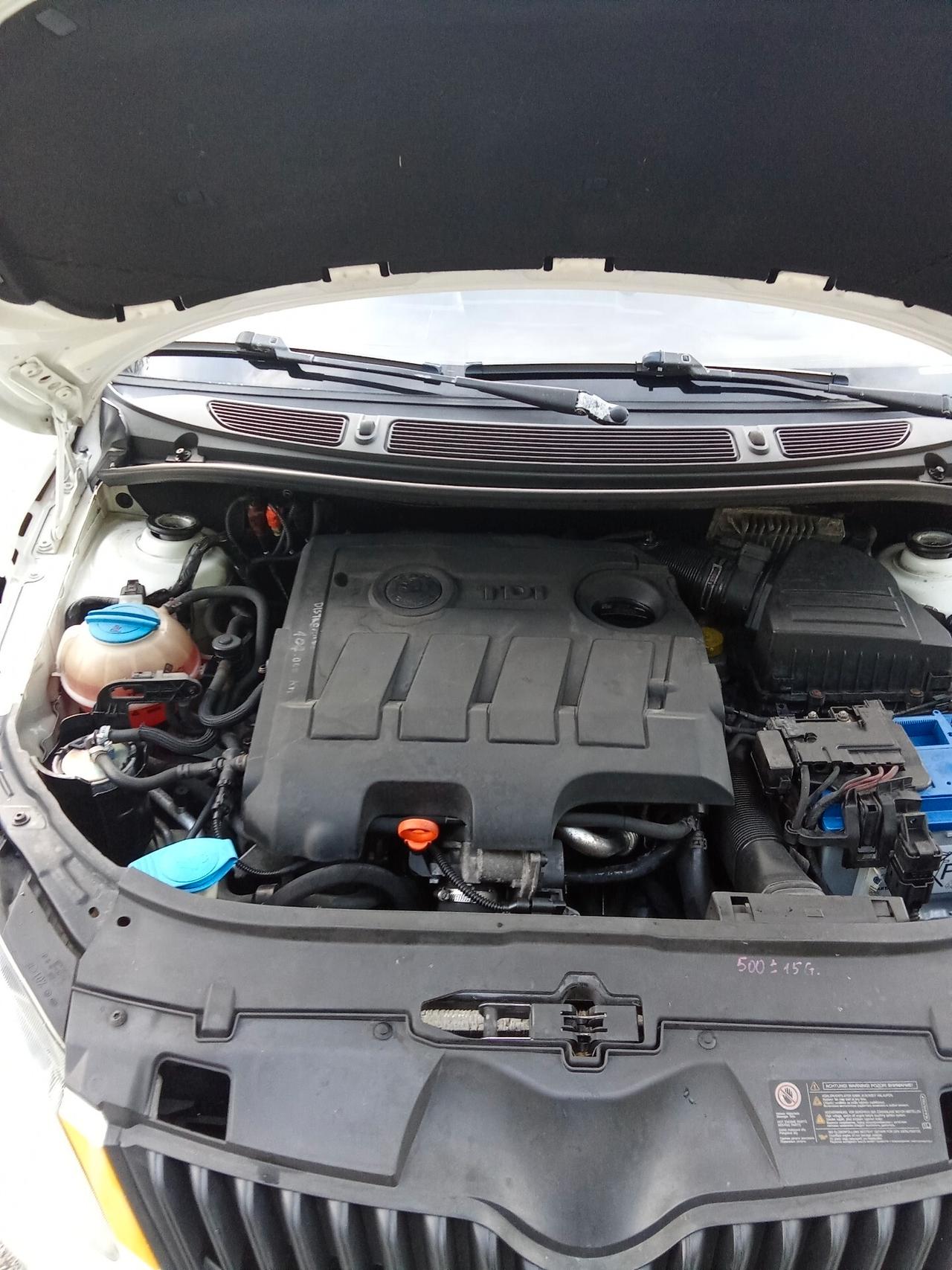 Skoda Fabia 1.6 TDI 75CV N1 011