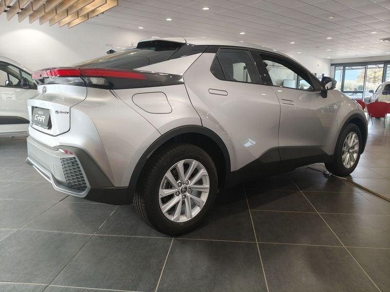 Toyota C-HR Plug-in Hybrid 220 Active
