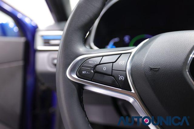 RENAULT Clio FULL HYBRID E-TECH 140 CV AUTOMATICA