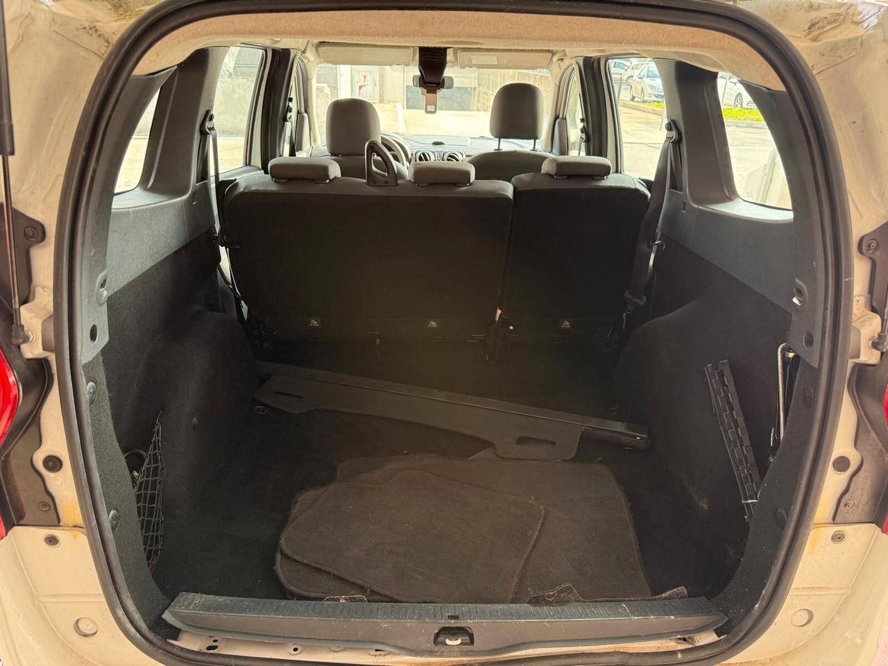 Dacia Lodgy 1.6 8V 85CV 5 posti Lauréate