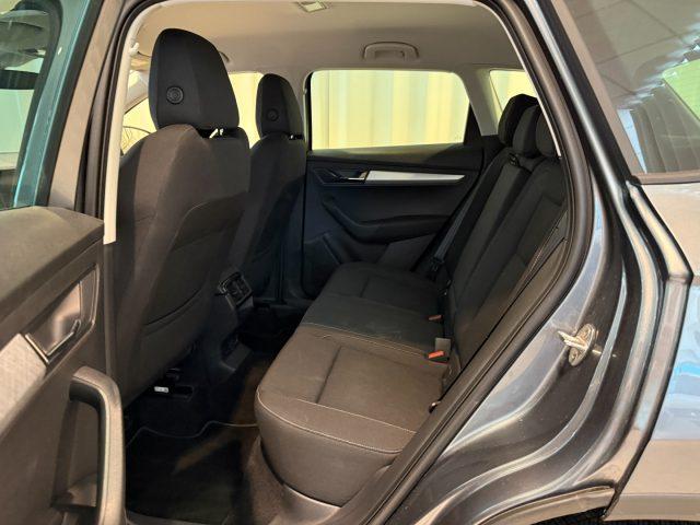 SKODA Karoq 2.0 TDI DSG Selection LED ACC Camera Travel