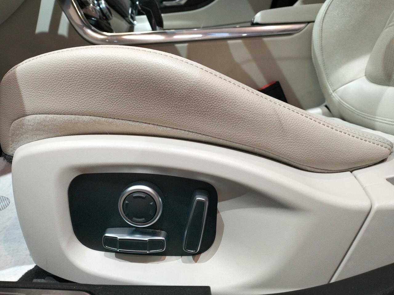 Jaguar XE 2.0d i4 S awd 180cv auto