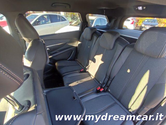 PEUGEOT 5008 BlueHDi 130 S&S EAT8 GT Line