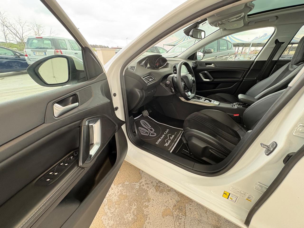 Peugeot 308 BlueHDi 150 S&S EAT6 SW Allure