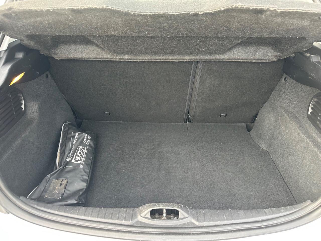 Peugeot 208 2017 1.2 benzina 82 CV Active PARI AL