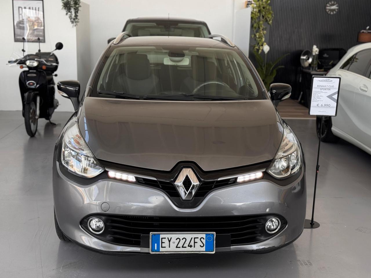 Renault Clio Sporter 1.5 dCi 8V 90CV Costume National