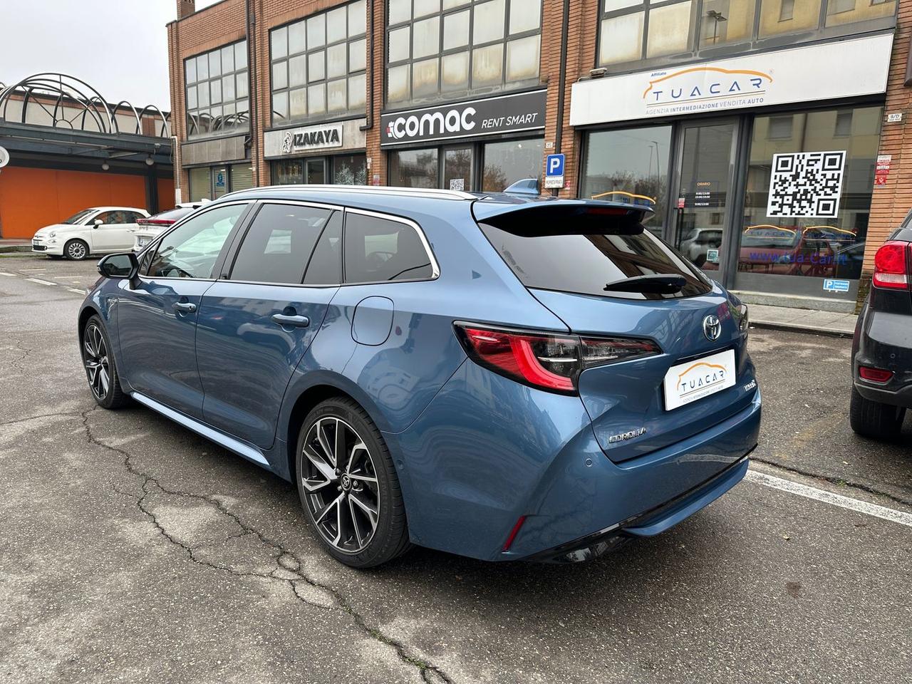 Toyota Corolla Business 2.0 VVT-i HEV