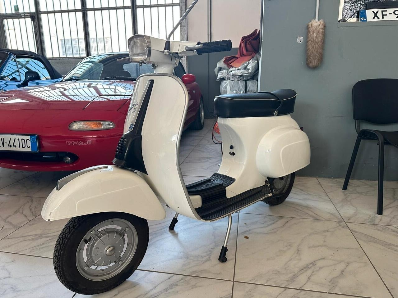 Vespa 50 Special - Completamente restaurata