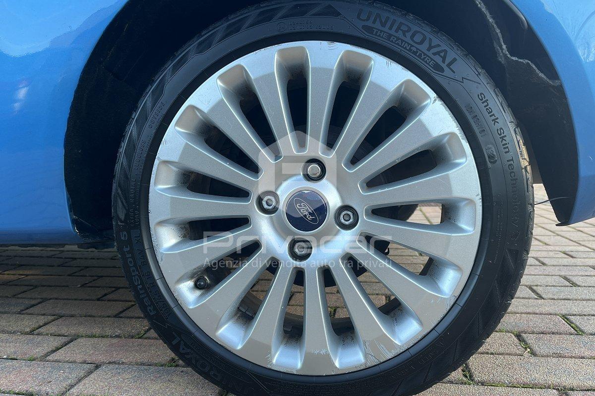 FORD Fiesta 1.4 TDCi 68CV 3 porte Titanium