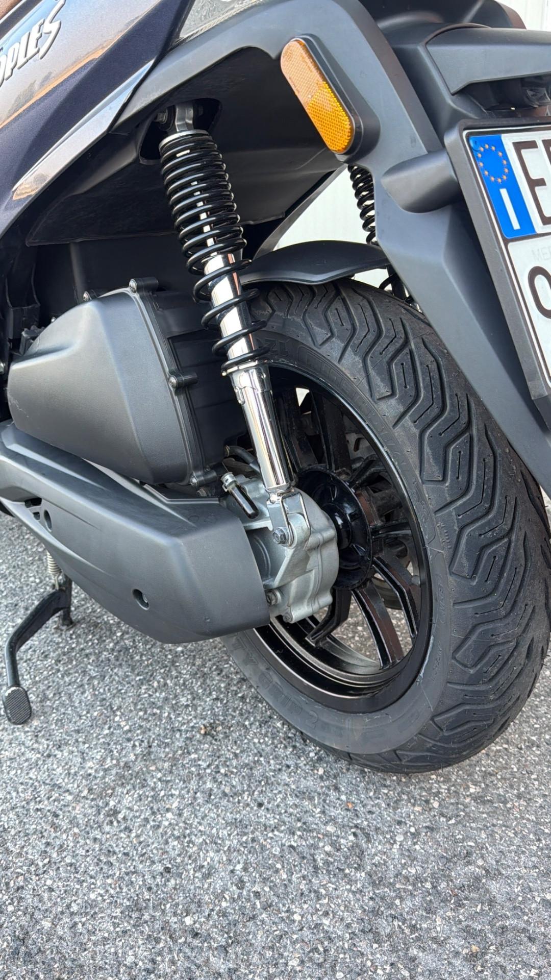 Kymco People 150 S
