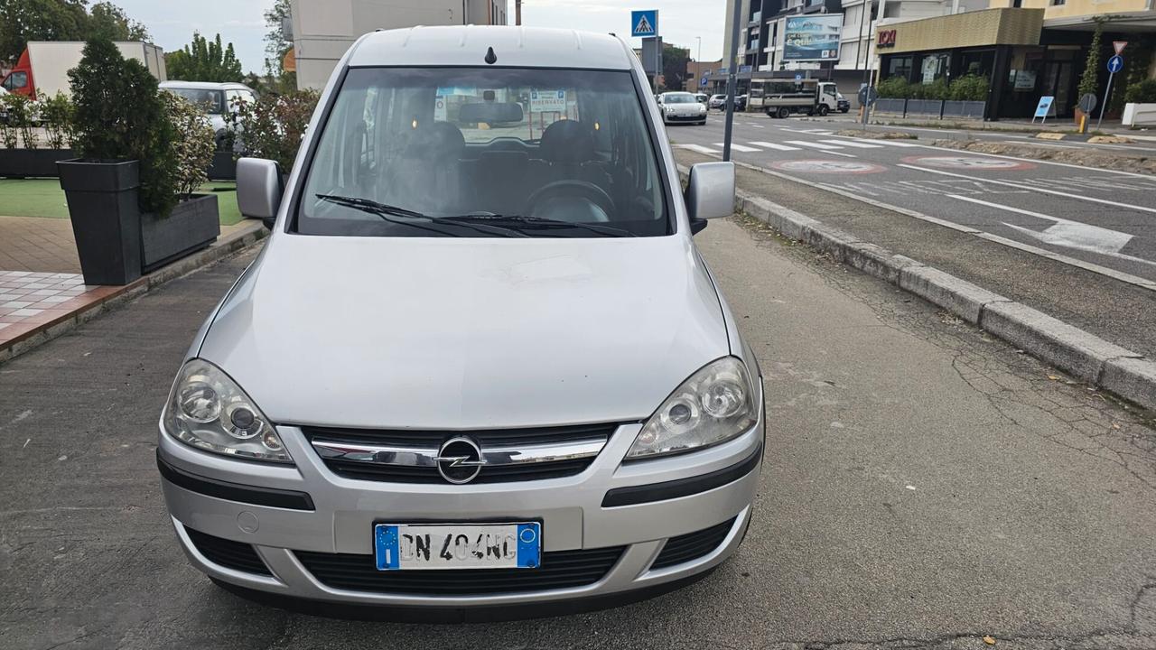 Opel Combo 1.6 CNG Metano 4p. Van Vetrato