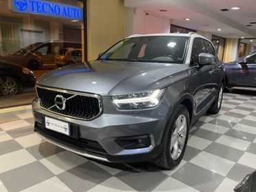 Volvo XC40 D4 AWD Geartronic Momentum