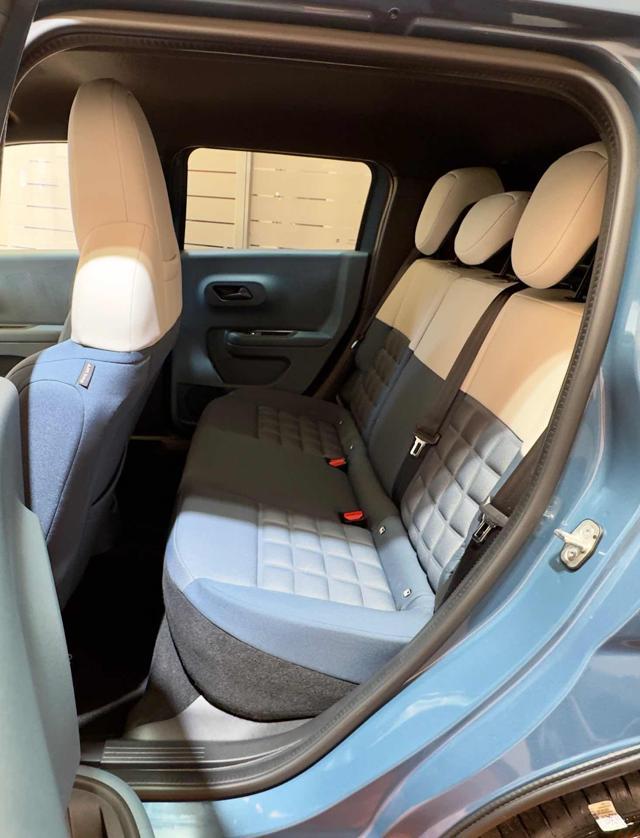 FIAT Grande Panda 1.2 Hybrid 110 CV S&S La Prima km0 uff. Italia