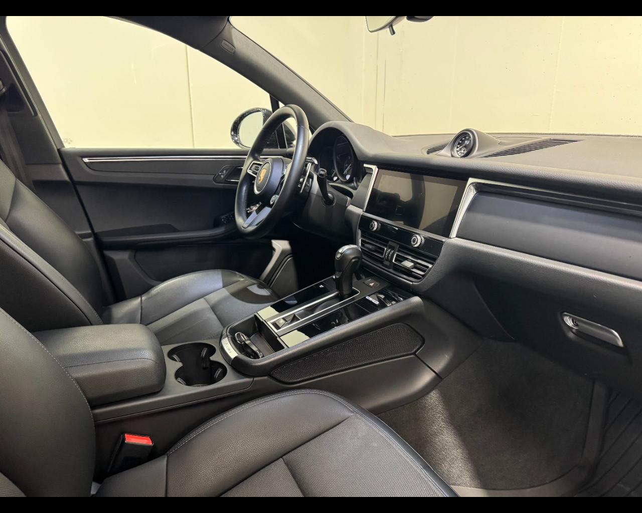 PORSCHE MACAN 2.0 PDK