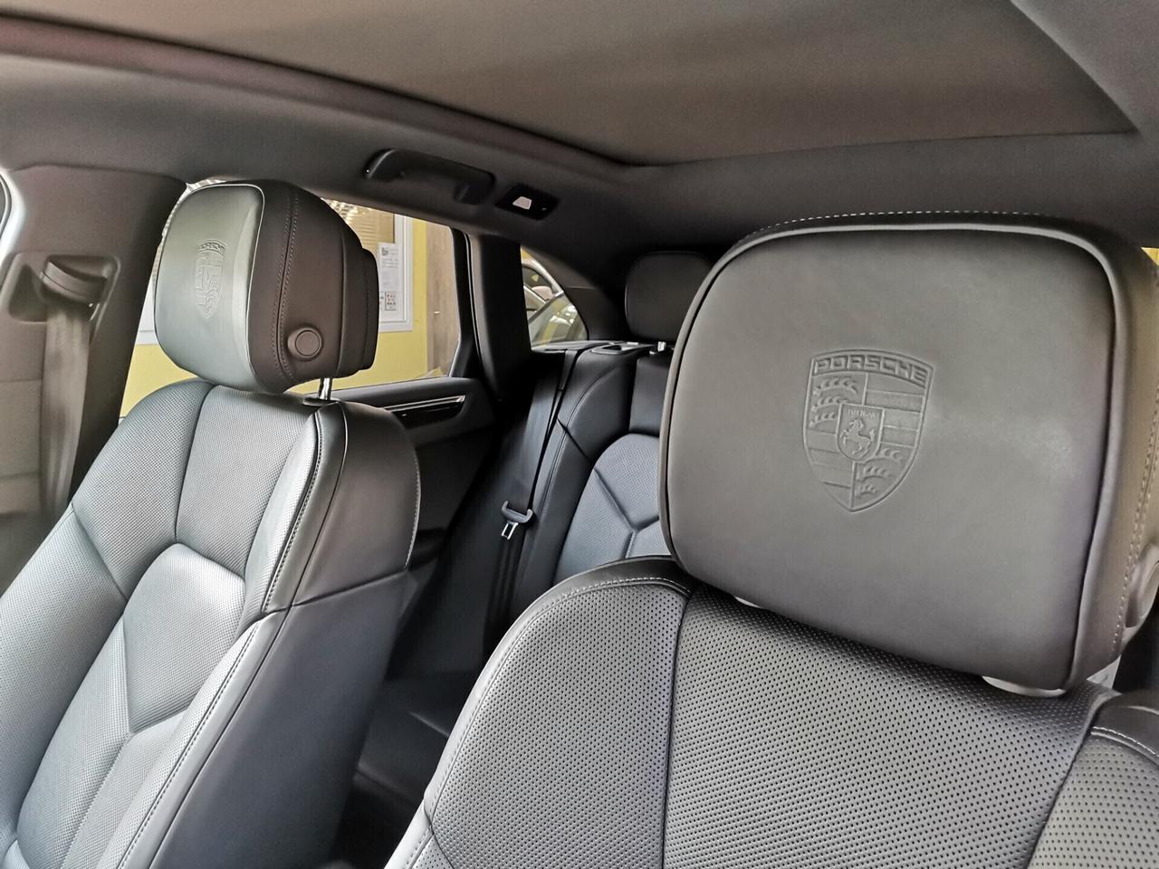 Porsche Macan 2.0 T PDK FULL OPTIONALS NOLEGGIO lungo termine