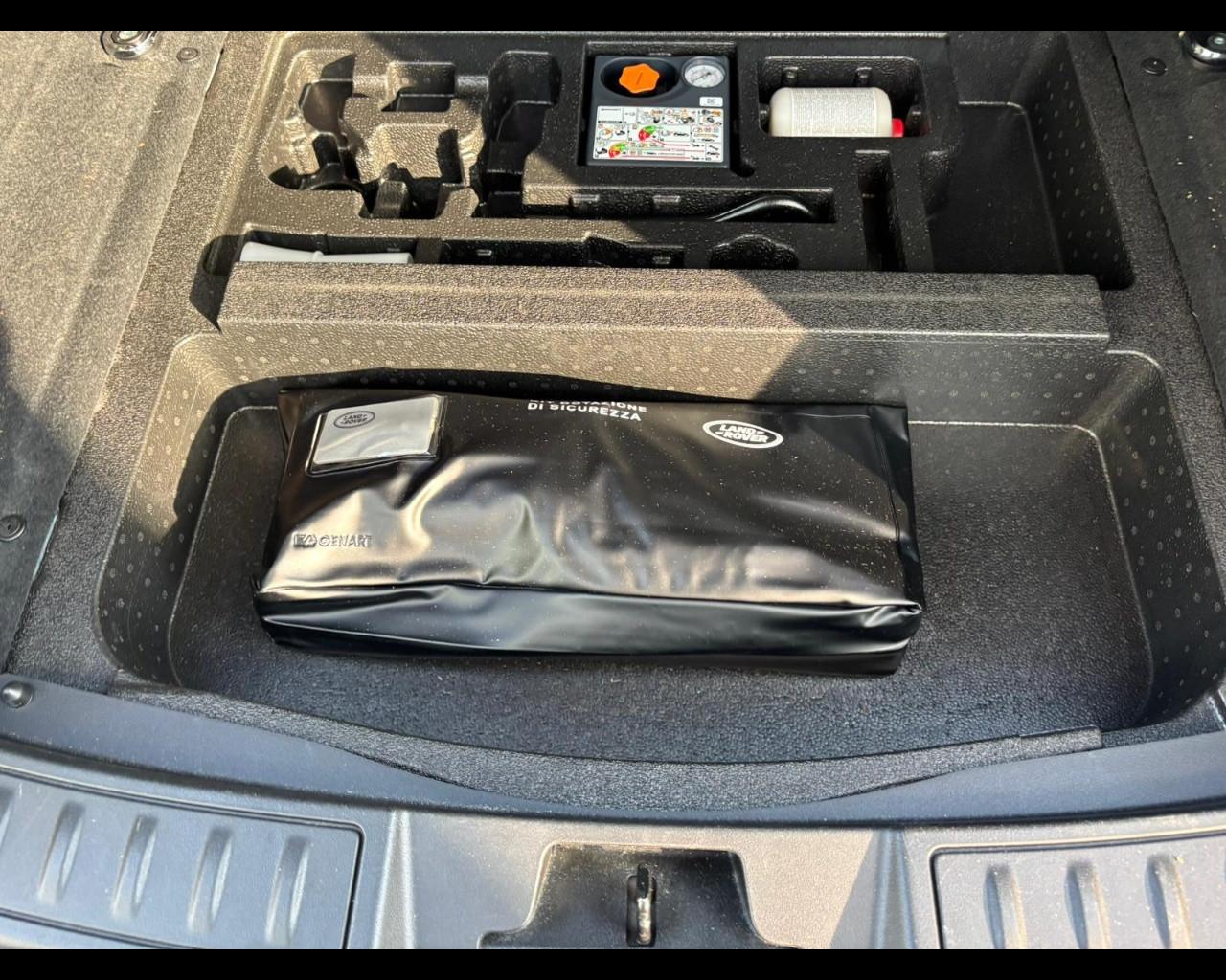 LAND ROVER Range Rover Evoque II 2019 - Range Rover Evoque 2.0d i4 mhev