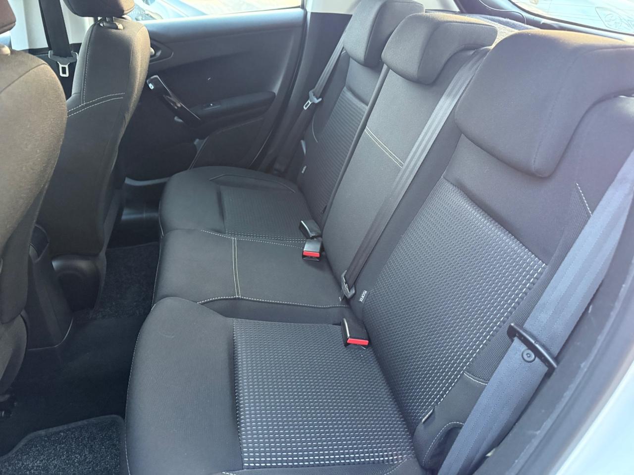 Peugeot 208 BlueHDi 75 5 porte Allure Km Certificati