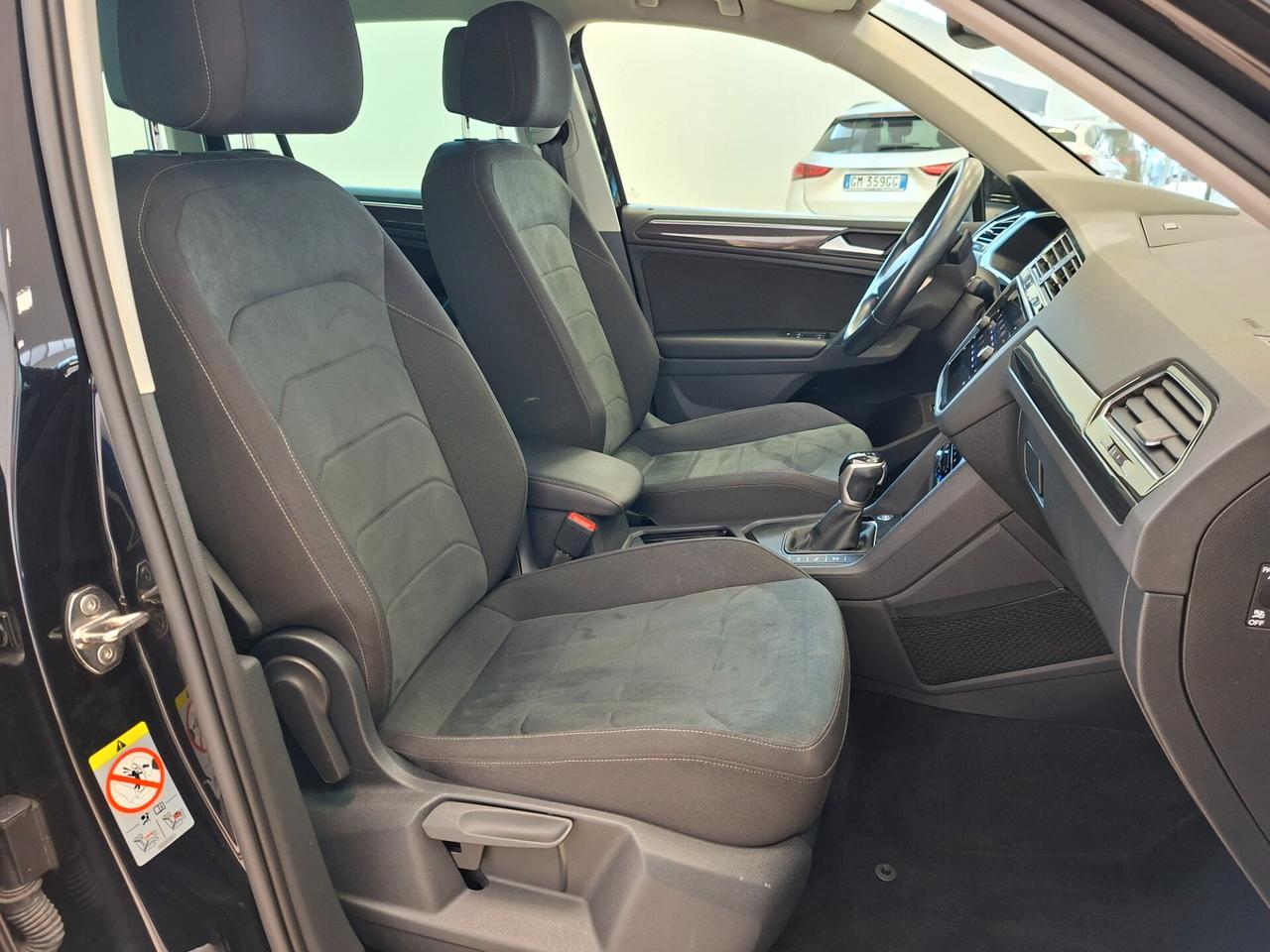 Volkswagen Tiguan 2.0 TDI 150 CV SCR DSG Elegance