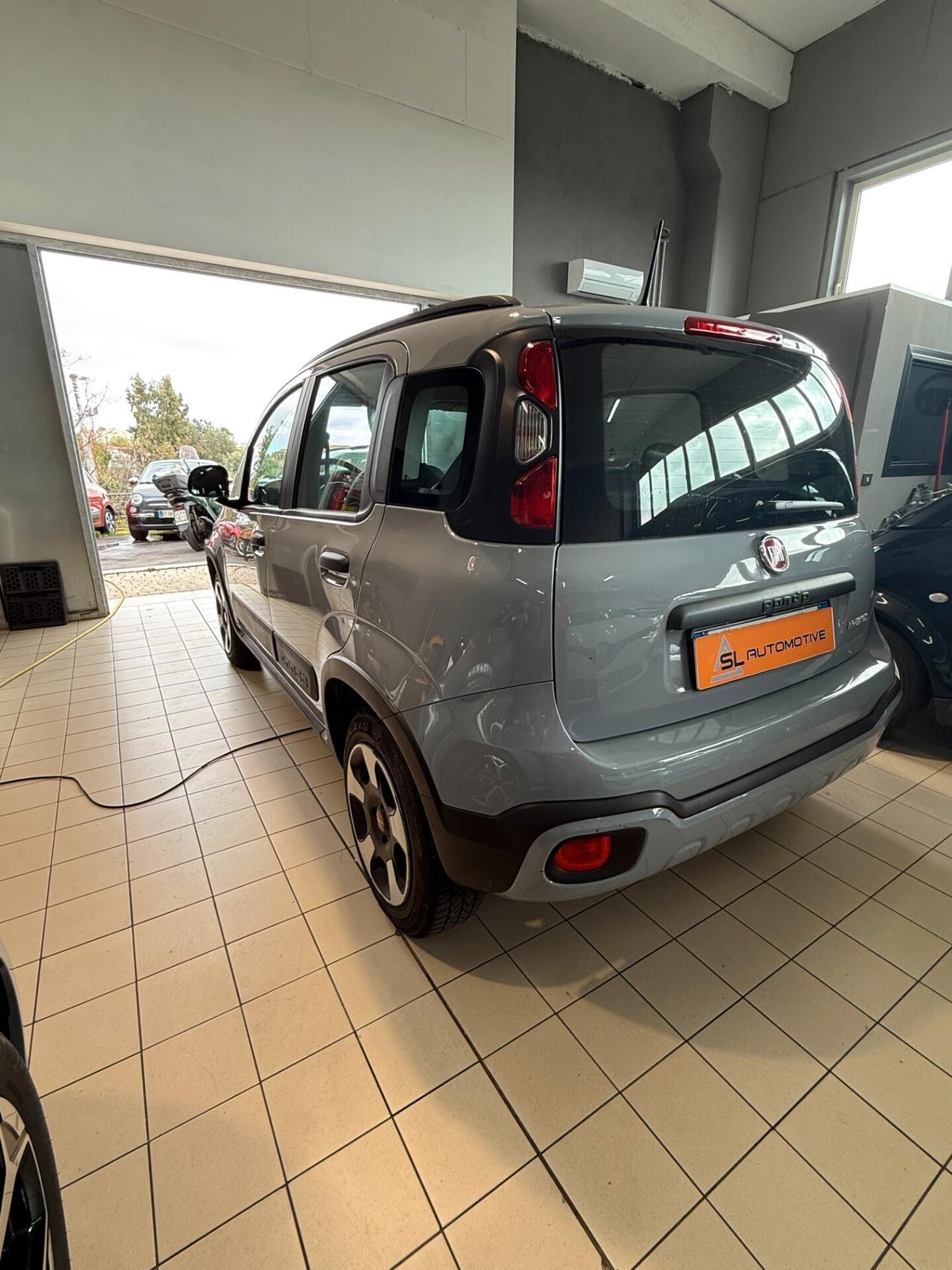 Fiat Panda 1.0 FireFly S&S Hybrid City Cross