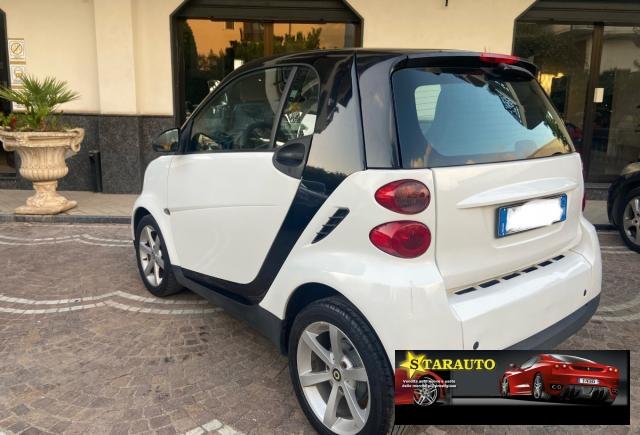 SMART Fortwo 1000 52 kW MHD coupé passion