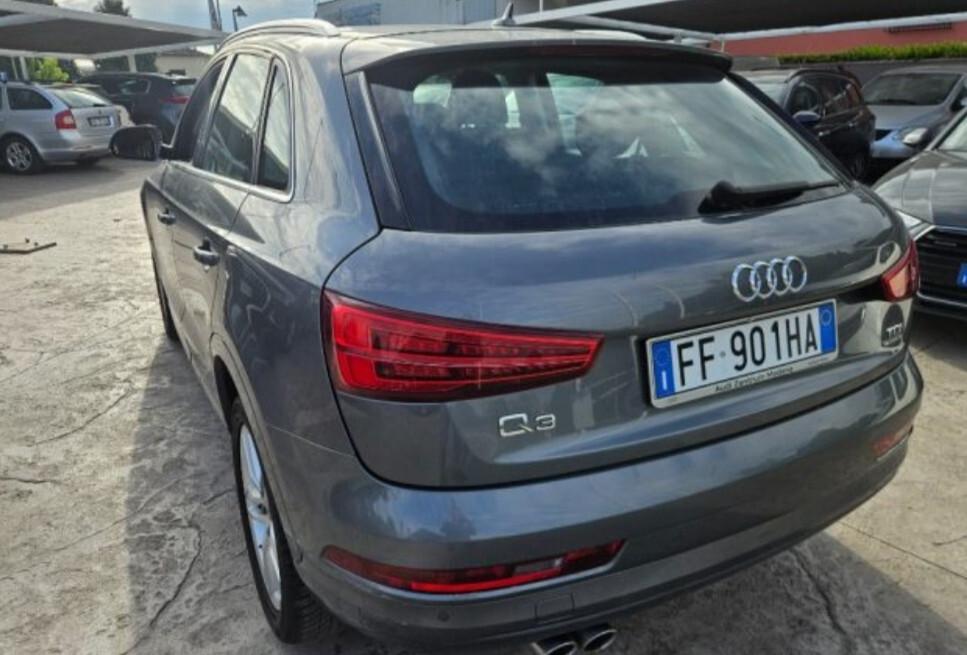 Audi Q3 2.0 TDI 150 CV quattro Business