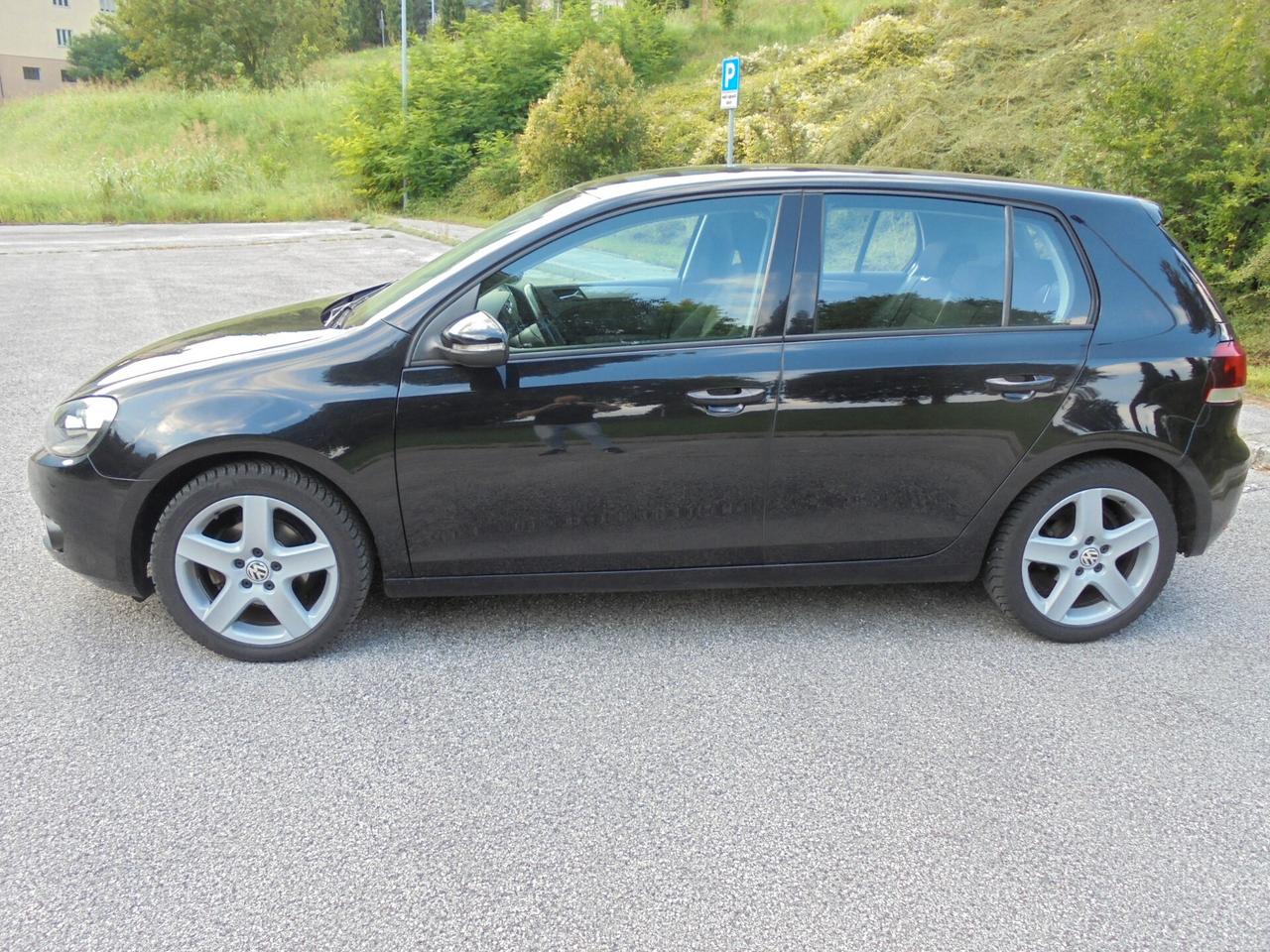 Volkswagen Golf VI 1.6 TDI 105CV DSG HIGHLINE 5 PORTE