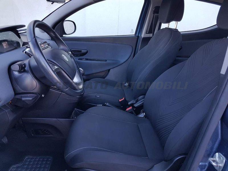 Lancia Ypsilon Ypsilon 1.0 firefly hybrid Gold s&s 70cv 5p.ti