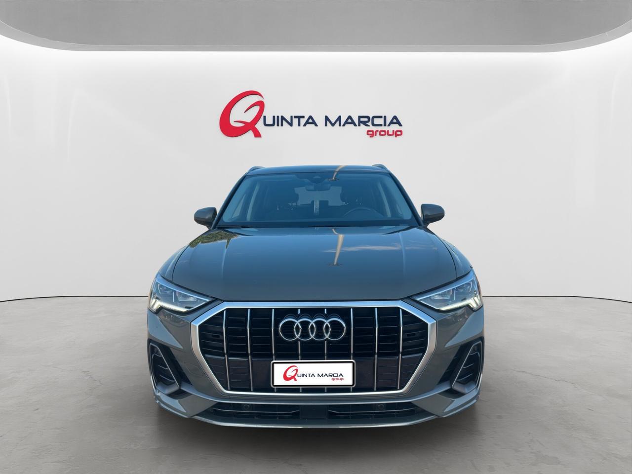 Audi Q3 35 TDI S tronic-S-LINE EST.