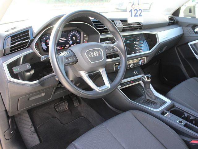 AUDI Q3 35 TDI quattro S tronic S line edition