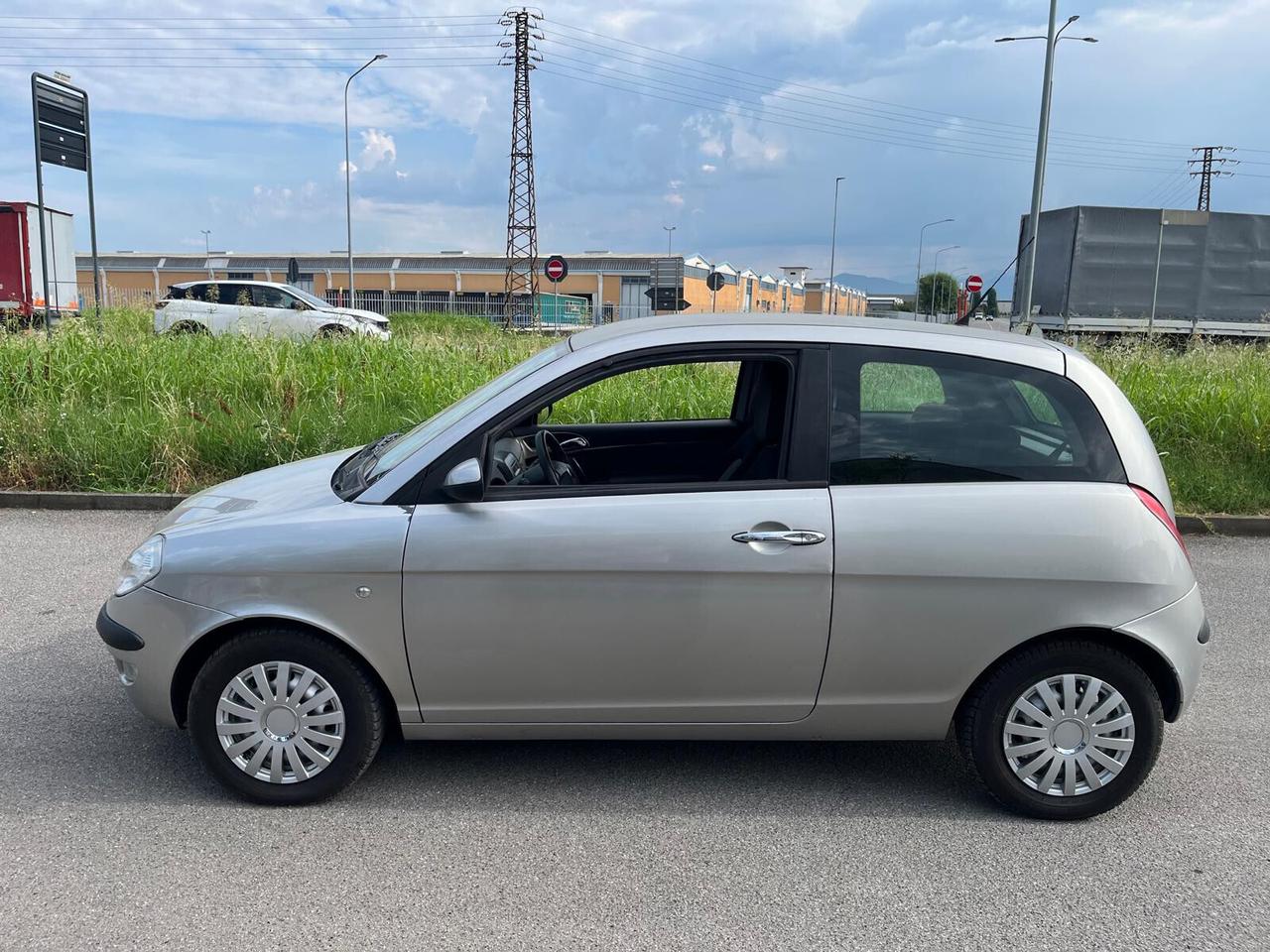 Lancia Ypsilon 1.2 Argento