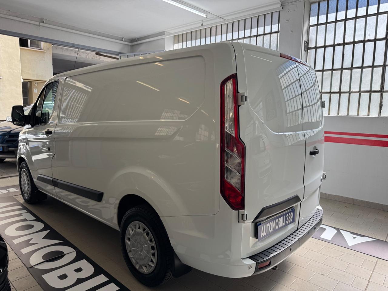 Ford Transit Custom 290 2.0 TDCi 130 aut. PC Furgone Titanium