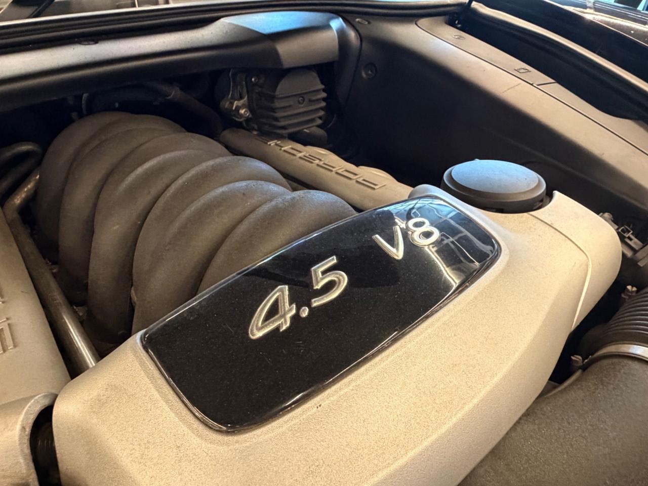 Porsche Cayenne 4.5 cat S