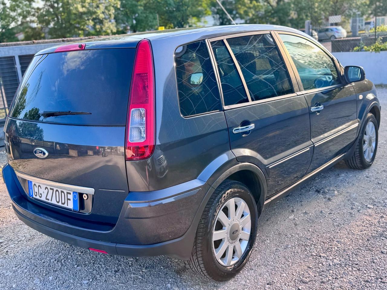 Ford Fusion 1.4 Benzina 80cv Neopatentati 2011