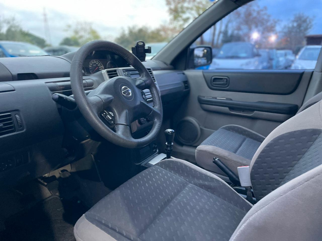 Nissan X-Trail 2.2 dCi Sport Columbia