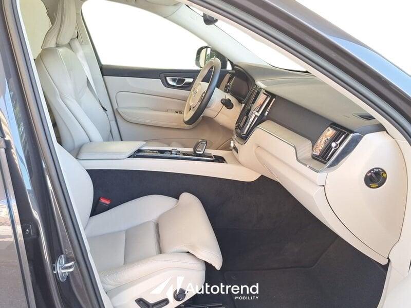 Volvo XC60 B4 197+14 CV AWD Mild Hybrid Diesel Automatico Plus Bright N1 Autocarro