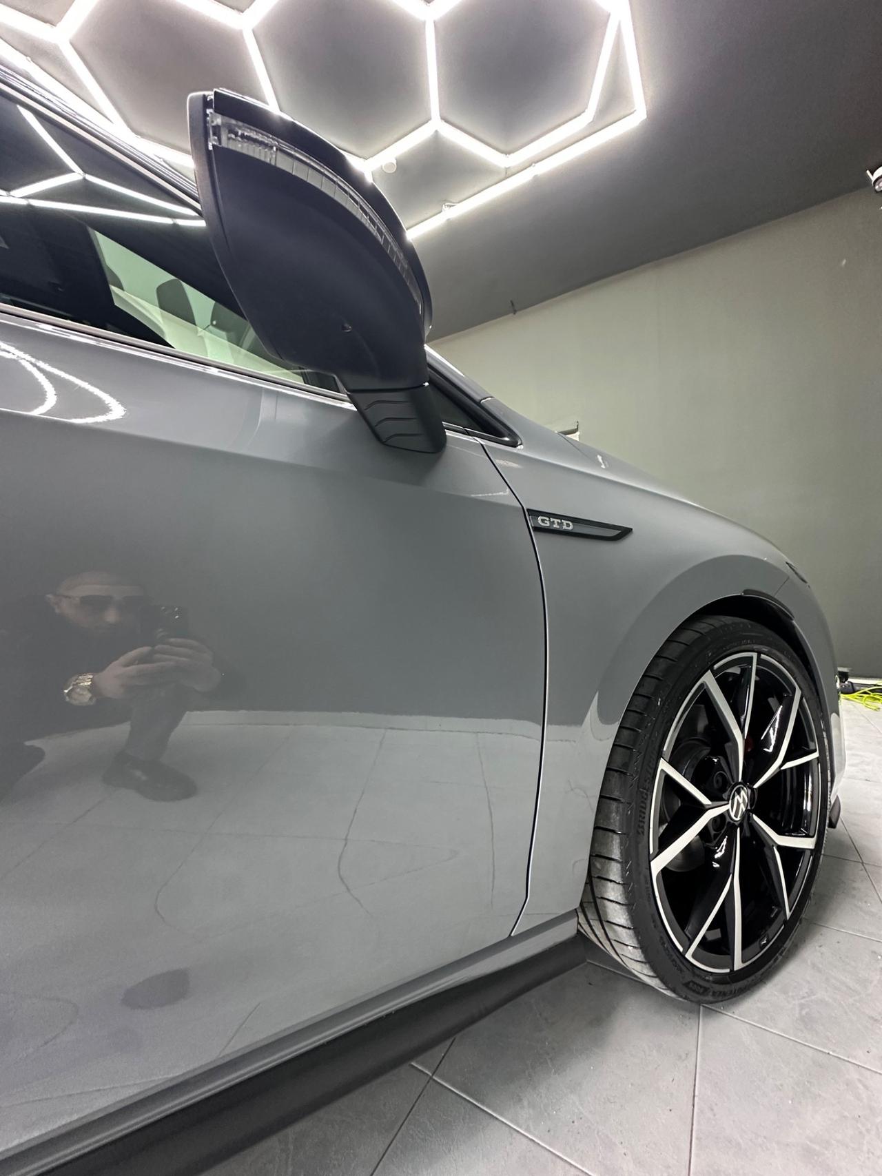 Volkswagen Golf 2.0 TDI DSG GTD