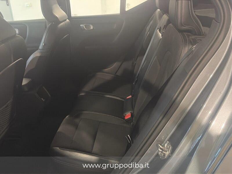 Volvo XC40 Benzina 2.0 t5 Momentum awd geartronic
