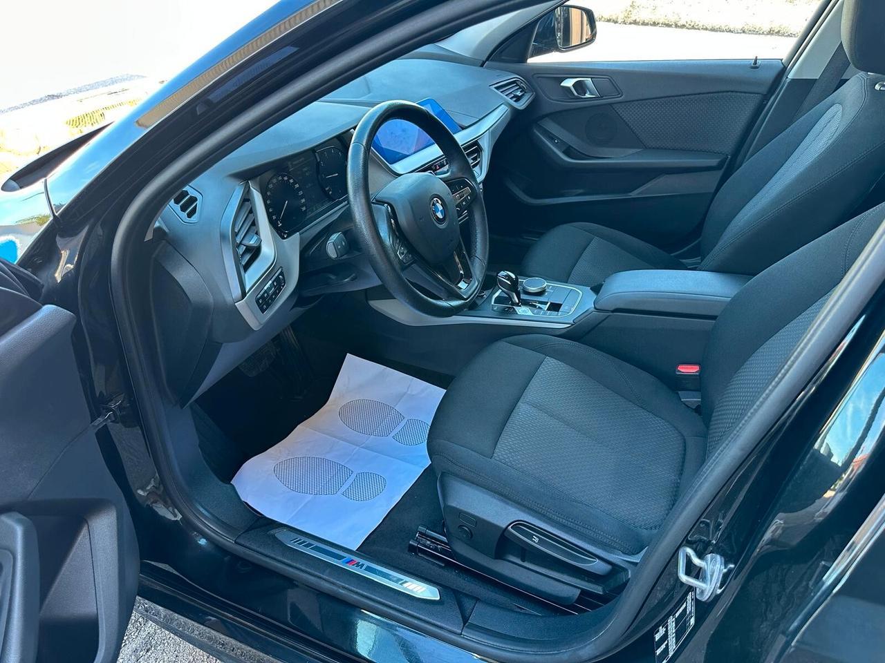 BMW 116 Serie 1 F40 116i Msport Exterior ok neopatentati