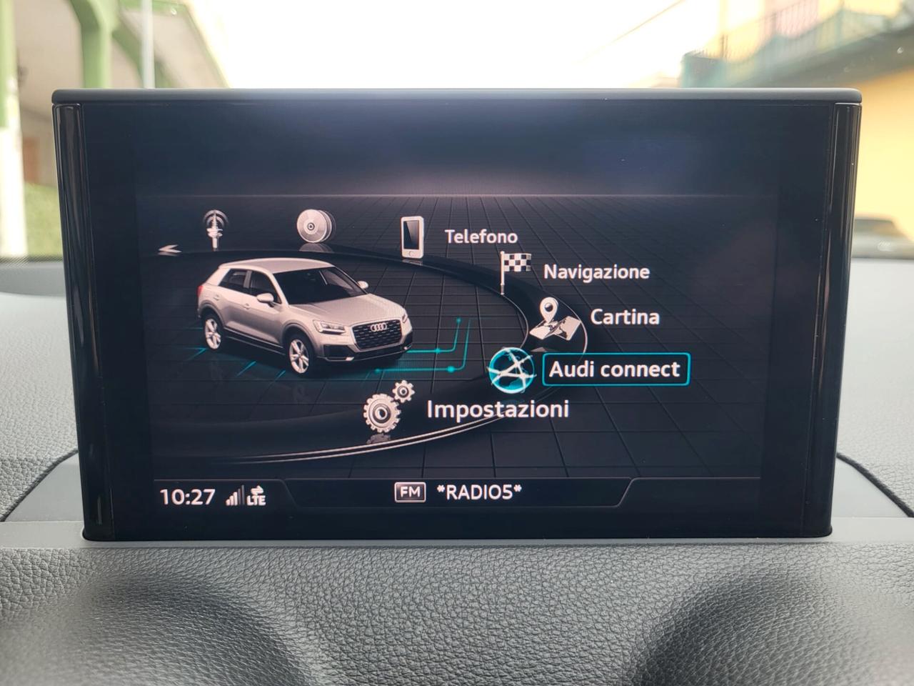 Audi Q2 1600 TDI S line Edition Cerchi 18 Pelle Fari Led...