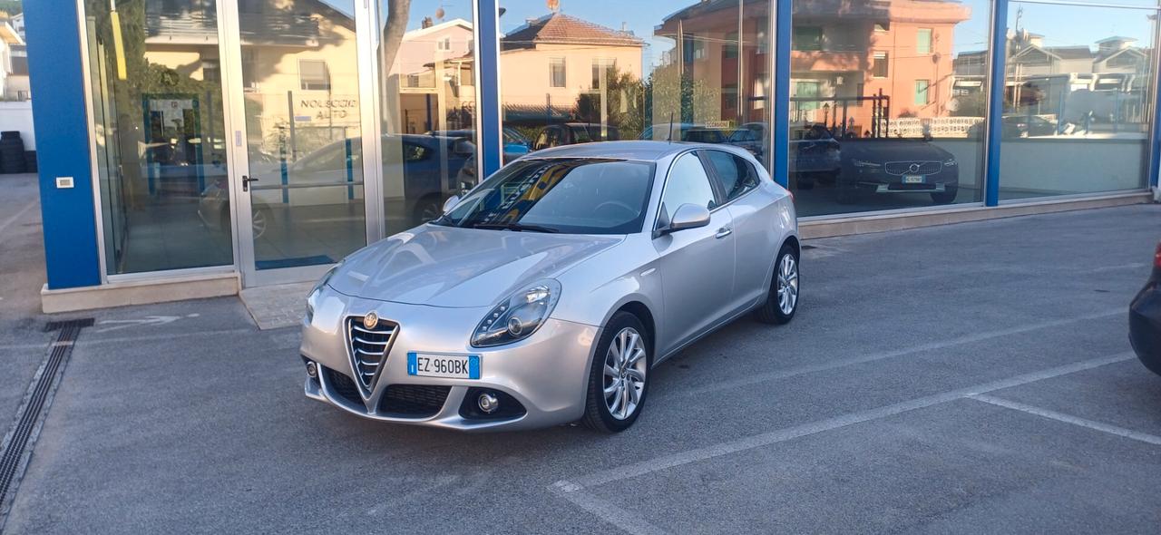 Alfa Romeo Giulietta 1.6 JTDm-2 105 CV Exclusive