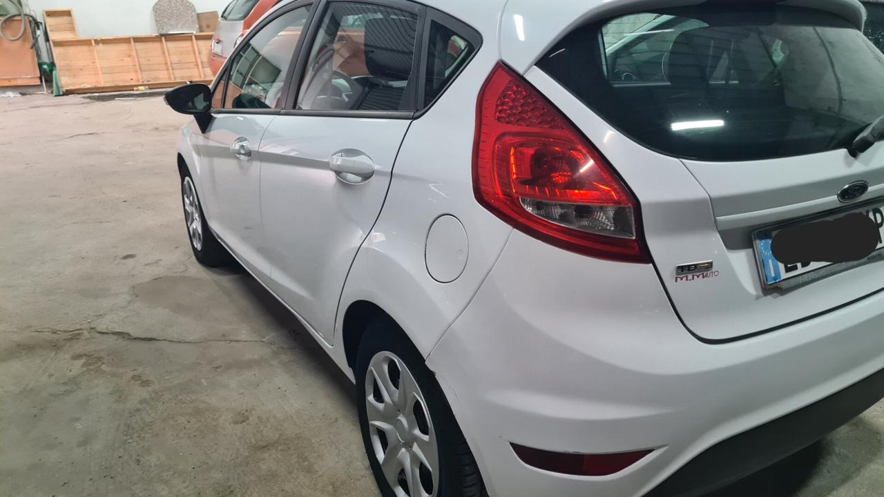 Ford Fiesta 1.4 TDCi 5p. Titanium