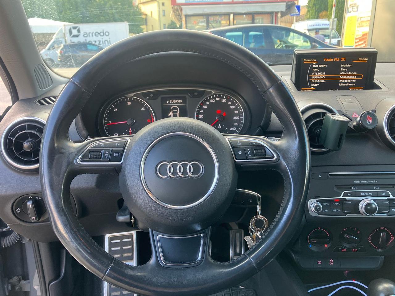 Audi A1 1.6 TDI Metal Plus #7139