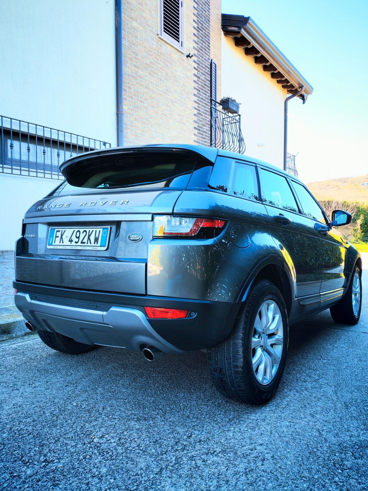 Land Rover Range Evoque 2.0 TD4 150 CV 5p. SE