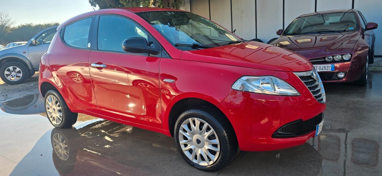 Frezione nuova colaudo x4anni batteria nuova revisione x2 anni 85 CV 5 porte Metano Ecochic Gold