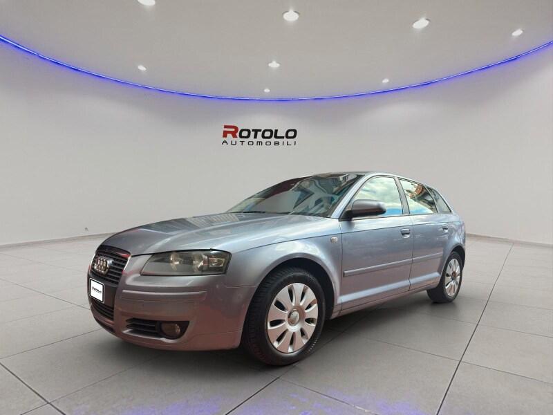 AUDI A3 2ª serie A3 SPB 1.6 16V FSI Attraction
