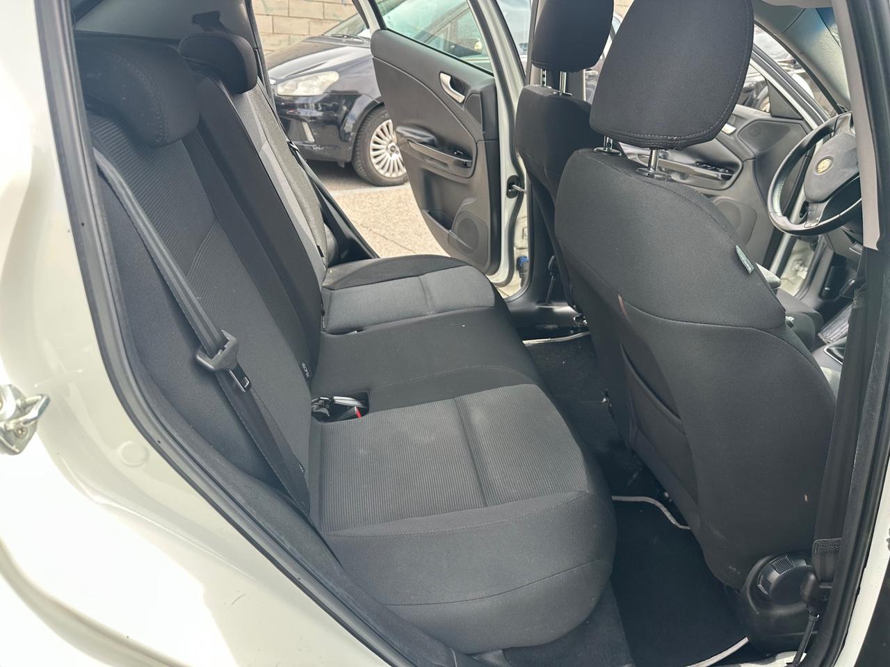 Alfa Romeo Giulietta 1.4 Turbo - ok neopatentati