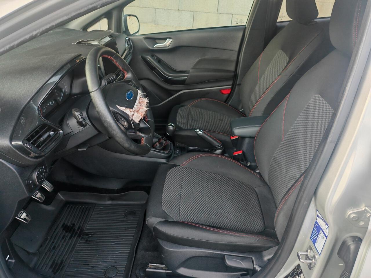 Ford Fiesta Hybrid 125 CV 5 porte ST-Line Incidentata