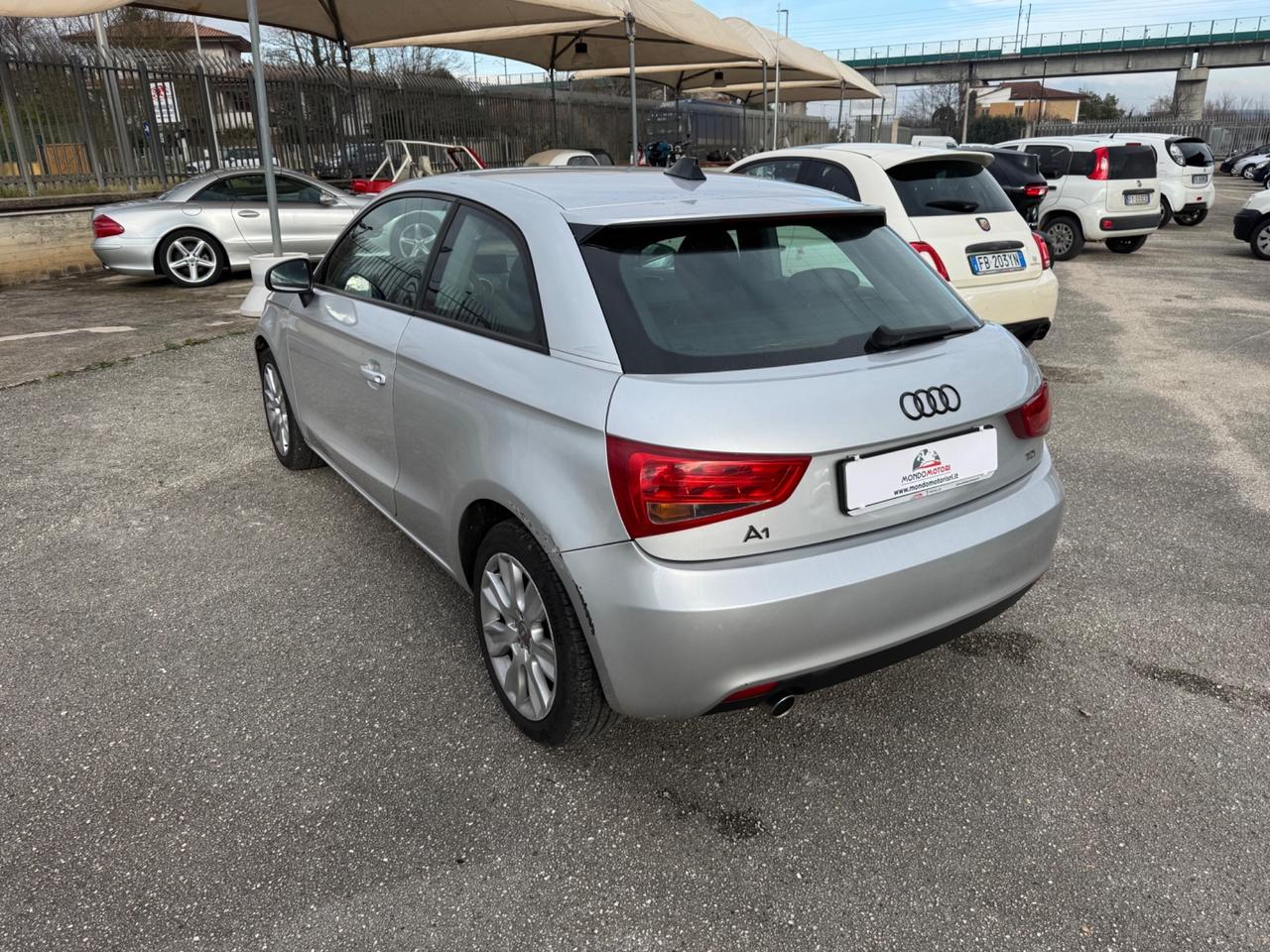 Audi A1 1.6 TDI Ambition 105 cv