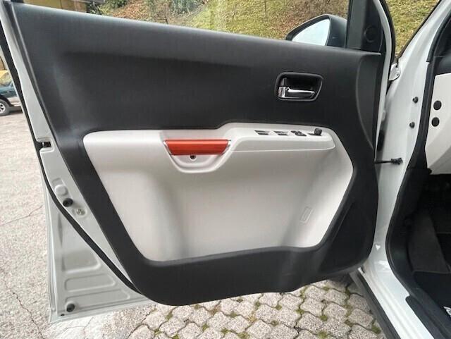 Suzuki Ignis 1.2 Hybrid 4WD anno 2017