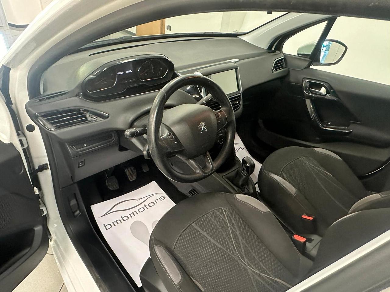 Peugeot 208 1.2 VTi 82 CV 5 porte Allure